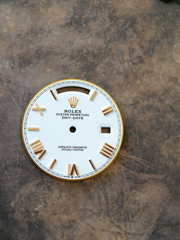 DSC03742_ergebnis_274d94bc-6b52-4bc9-a45f-8f94213aefe9_1100x Rolex NOS White Roman Dial for Day-Date 40 mm 228235