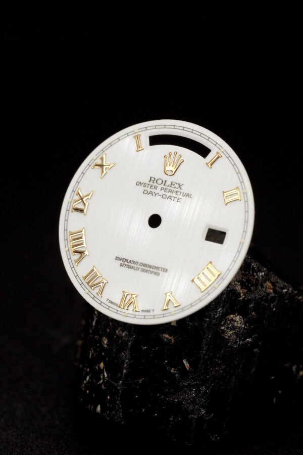 DSC05786_ergebnis_2555afd9-3988-4d5f-82cd-d8451a61a7d9_1100x Rolex ,,White Roman'' Dial for OP Day-Date 36mm 18038 | 18238 Tritium