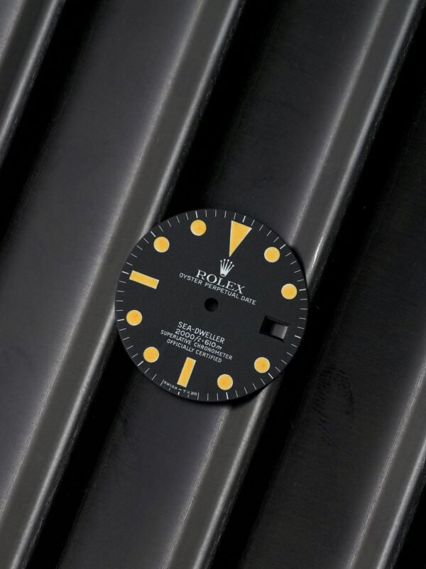 DSC06282_ergebnis_93663608-e08d-4114-b85e-be0f2fc6358c_990x Rolex matte dial for Sea-Dweller 1665 Patina Pumpkin Tritium incl. hands