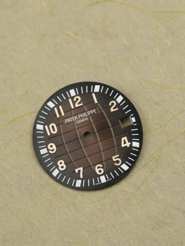DSC07404_ergebnis_b024c71c-ce56-4987-ac67-6526dcc59640_823x Patek Philippe Brown Dial for Aquanaut 5167R