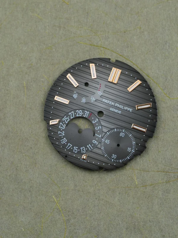 DSC07470_ergebnis_823x Patek Philippe Grey Dial for Nautilus 5712R