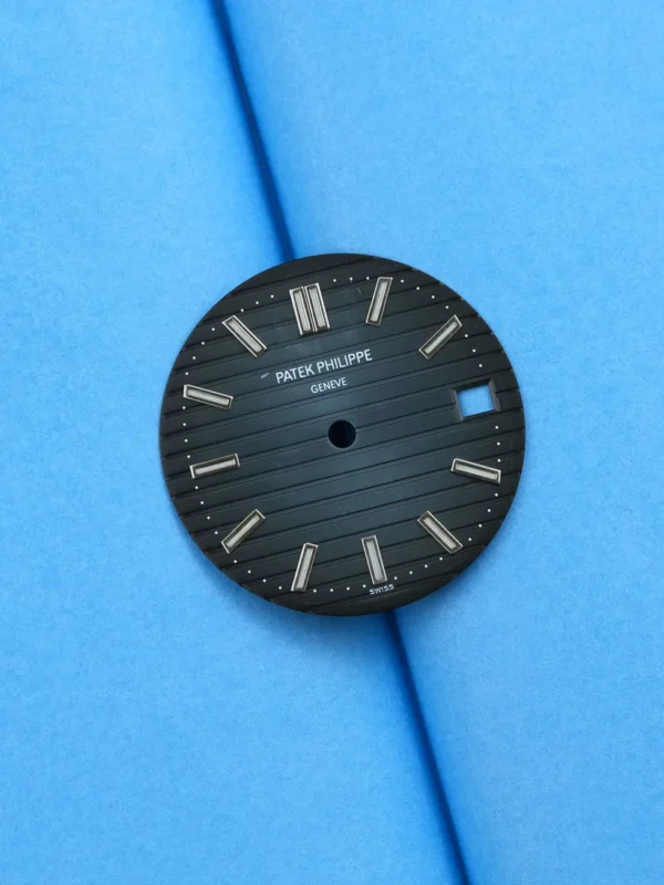 DSC07500_ergebnis_823x Patek Philippe Blue Dial for Nautilus 5711