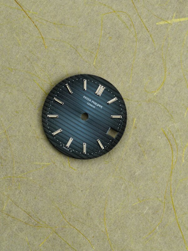 DSC07646_ergebnis_823x Patek Philipp sigma dial blue ,,Blue Dial'' for Nautilus 3800 steel & platinum tritium