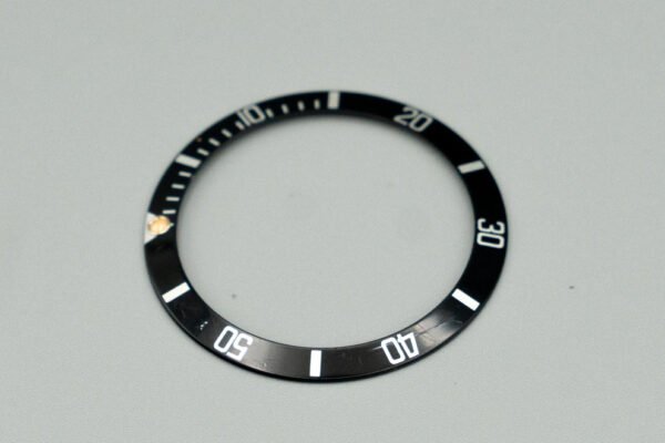 20240513_JMP_ProductShoot-Mai24_c_FRBMedia-EmiliaSchloegl-102_990x Rolex Inlay | Insert for Submariner 16800 | 168000 | 16610 Tritium