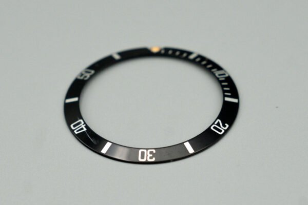 20240513_JMP_ProductShoot-Mai24_c_FRBMedia-EmiliaSchloegl-96_990x Rolex Inlay | Insert for Submariner 16800 | 168000 | 16610 Tritium