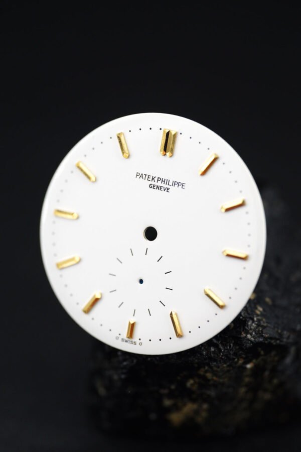 DSC01548_ergebnis_990x Patek Philippe white Sigma Dial for Calatrava 2526J in like-new condition with spider effect.