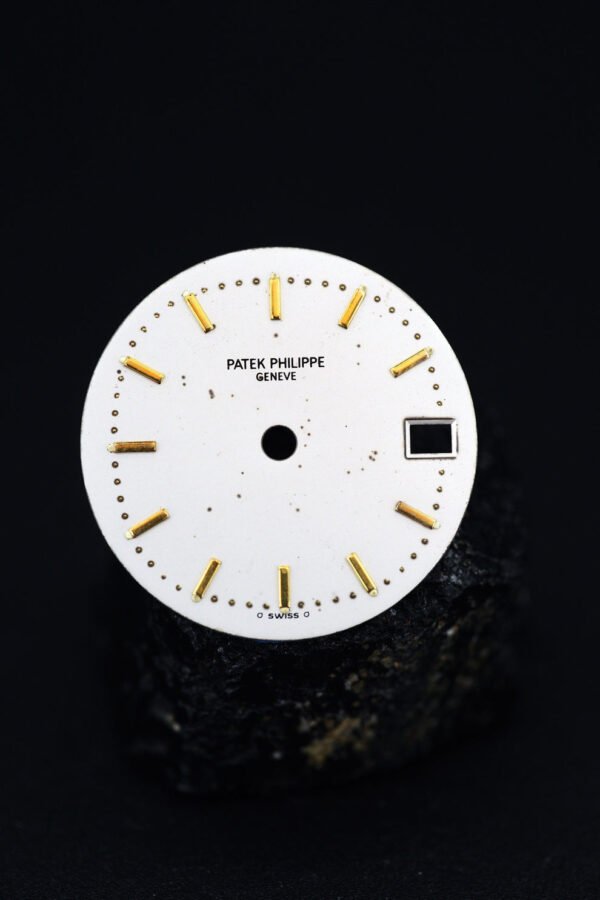Patek Philippe "Replacement Dial" silver Dial for Nautilus 3800J.