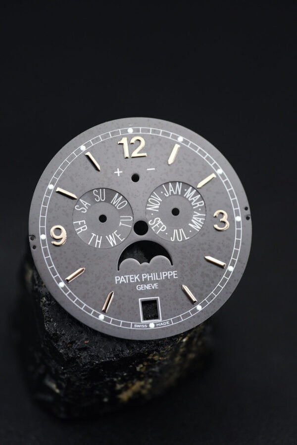 DSC01695_ergebnis_990x atek Philippe grey Annual Calendar Dial for white gold Calatrava 5146G