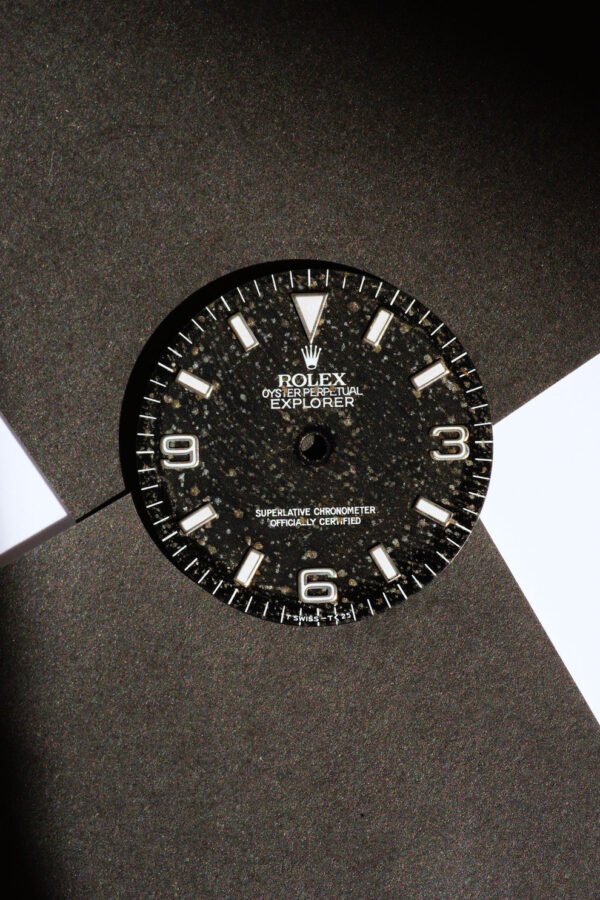 DSC03021_ergebnis_990x Rolex Black Tropical Faded Dial for Explorer 14270 Regular