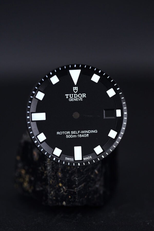 Tudor Black Dial for Pelagos 25500 incl. Handset