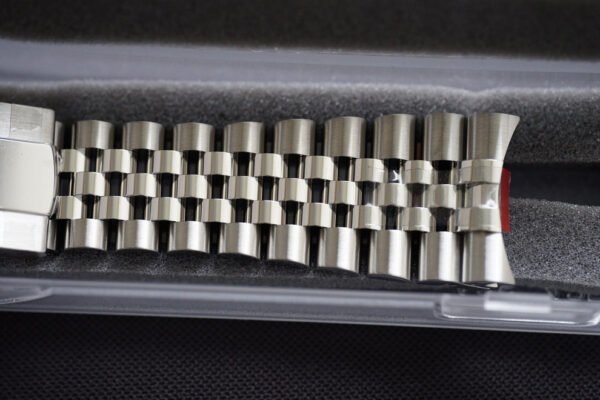 DSC04741_ergebnis_990x Rolex NOS Jubilee stee bracelet 62220 for Sky-Dweller 42 mm 326934 and others in box