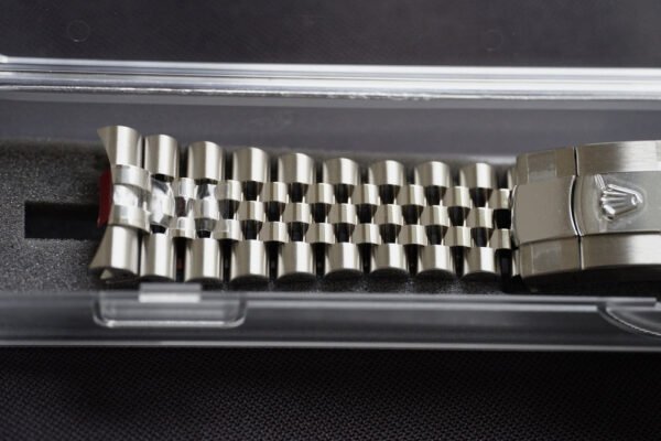 DSC04751_ergebnis_990x Rolex NOS Jubilee stee bracelet 62220 for Sky-Dweller 42 mm 326934 and others in box