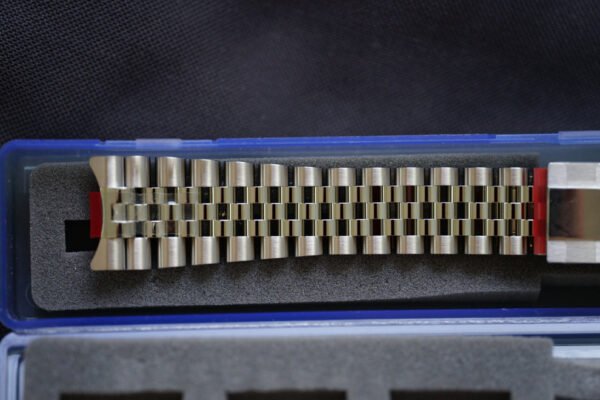 DSC05917_ergebnis_a035ff15-c74b-4250-87b1-ae75968272c2_990x Rolex NOS Super Jubilee steel bracelet 62800 for Datejust 126234 | 126200 and others