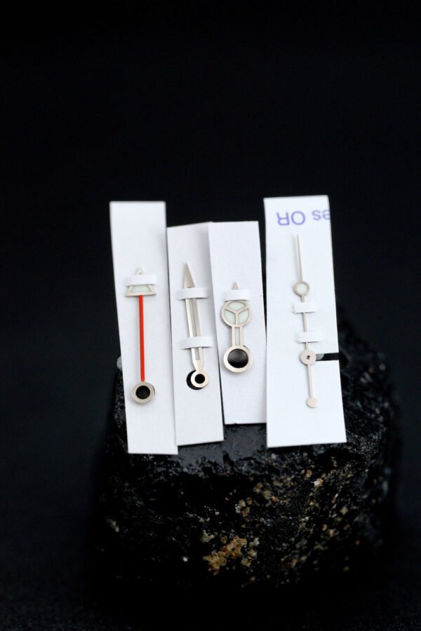 DSC06543_ergebnis_e05f63dc-0ddc-4554-9da7-cba00c041f5d_990x Rolex Handset for GMT 16700 | 16750 | 16710 Luminova