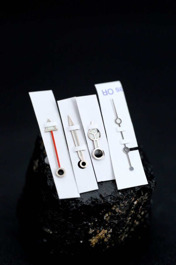 DSC06544_ergebnis_b356bccd-ed11-4b61-a16a-94a5029c522e_990x Rolex Handset for GMT 16700 | 16750 | 16710 Luminova