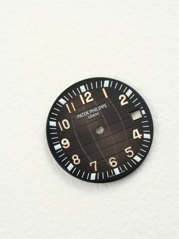 DSC07295_ergebnis_ec31e1e5-2d1b-4190-ae1c-db44cf1be80a_990x Patek Philippe Brown Dial for Aquanaut 5167R