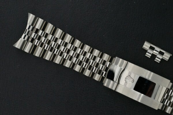 DSC07544_ergebnis_990x (1) Rolex NOS Jubilee Steel Bracelet 62220 for Sky-Dweller 42 mm 326934 NEW
