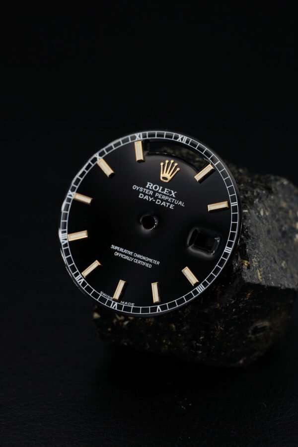 DSC07575_ergebnis_990x Rolex Black Dial for Rose Day-Date 36 mm 118235