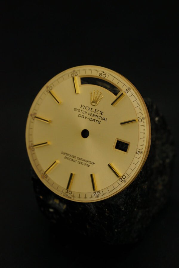 Rolex Champagne / Gold Dial for yellow gold Day-Date 1803 Tritium