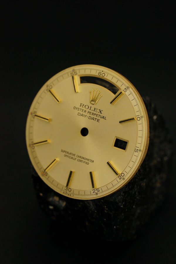 Rolex Champagne / Gold Dial for yellow gold Day-Date 1803 Tritium