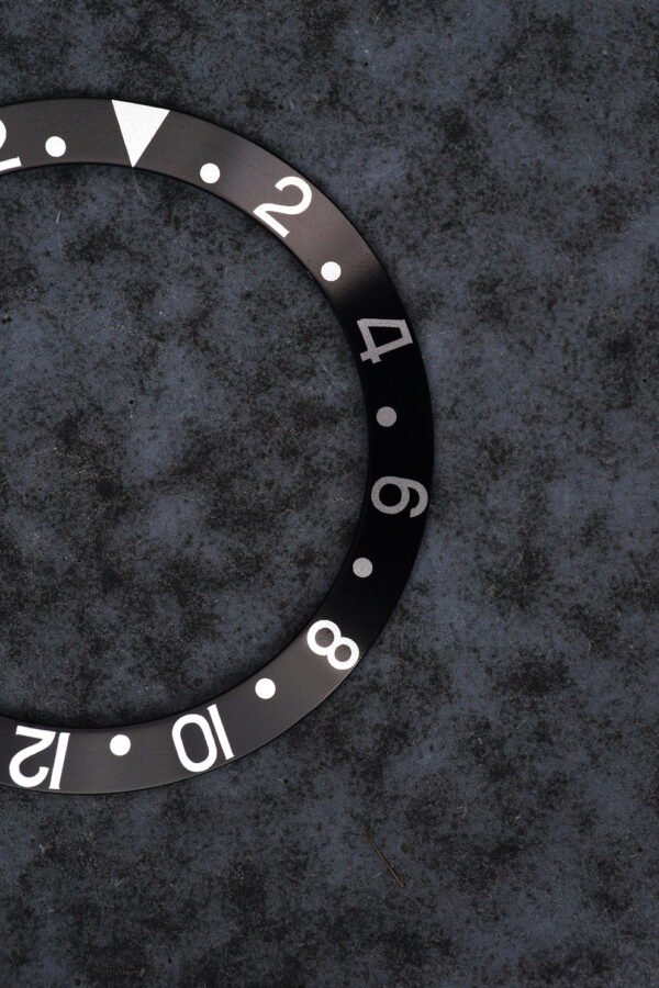 DSC08172_ergebnis_990x Rolex NOS Seriph Inlay | Insert | Inlay black for GMT 1675 | 16750