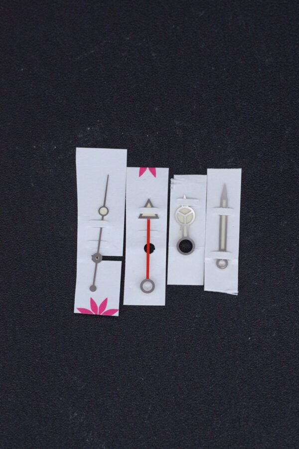 DSC08743_ergebnis_990x Rolex NOS Hand set for GMT 16750 | 16700 | 16710 Vanilla Patina