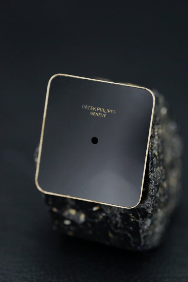 DSC08949_ergebnis_990x Patek Philippe ONYX Dial for Gondolo incl. NOS Handset (28,7x27,1 mm)