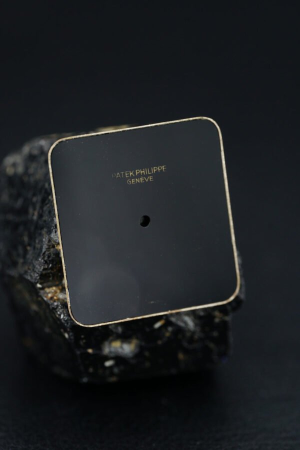 DSC08953_ergebnis_990x Patek Philippe ONYX Dial for Gondolo incl. NOS Handset (28,7x27,1 mm)
