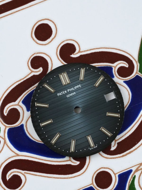 DSC09216_ergebnis_990x Patek Philippe Blue Dial for steel Nautilus 5711