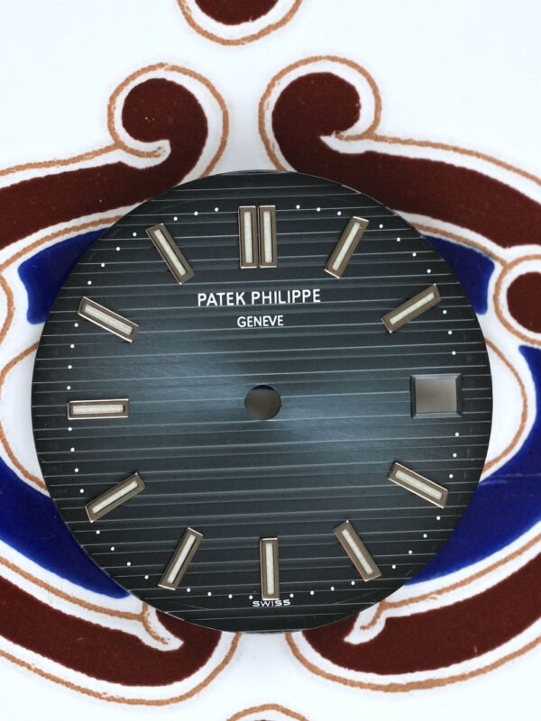 DSC09246_ergebnis_990x Patek Philippe Blue Dial for steel Nautilus 5711