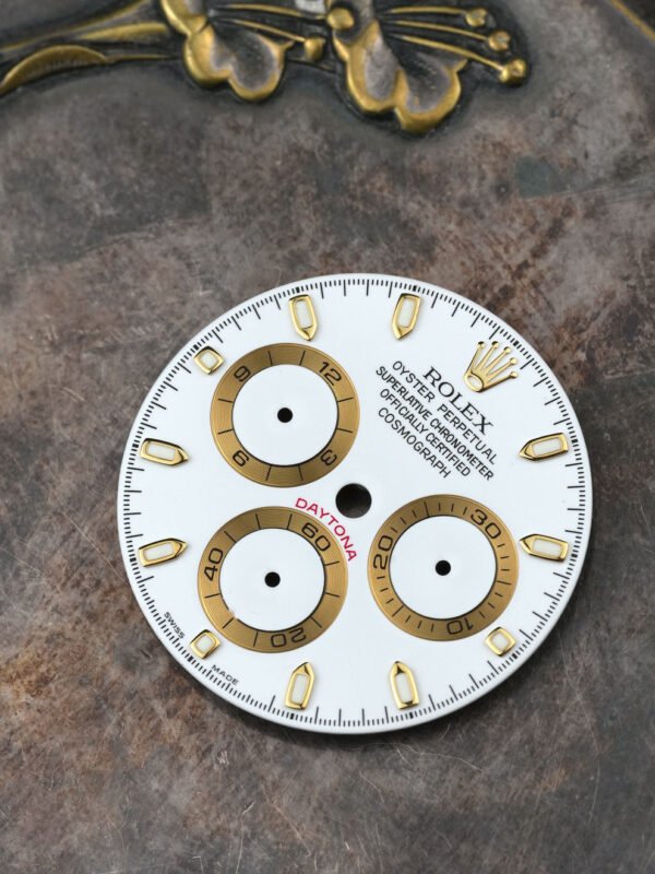 DSC09627_ergebnis_e4bd9ecb-73e5-46ab-a34c-f2660c9f8f09_990x Rolex white dial for Daytona 116508 | 116503 | 116523 | 116528 Luminova