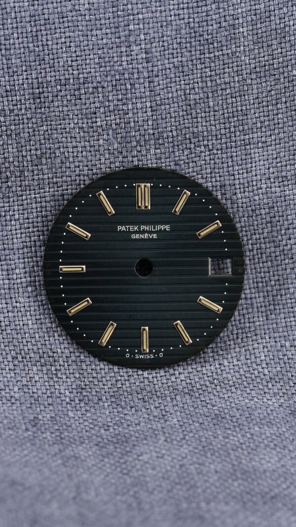 DSC09921_ergebnis_d2cc7563-3006-4822-b523-d4319021a1c4_990x Patek Philippe blue Sigma dial for Nautilus white gold 3800G | platinum 3800P | 3800J tritium steel version