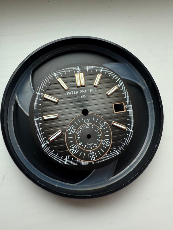Patek Philippe NOS Black Dial for rose gold Nautilus 5980/1R