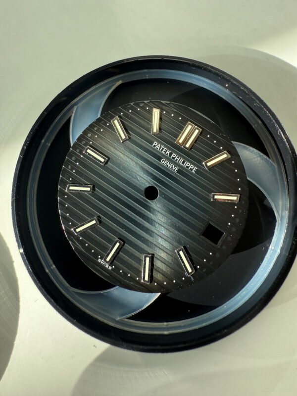 Patek Philippe Blue Dial for steel Nautilus 5711